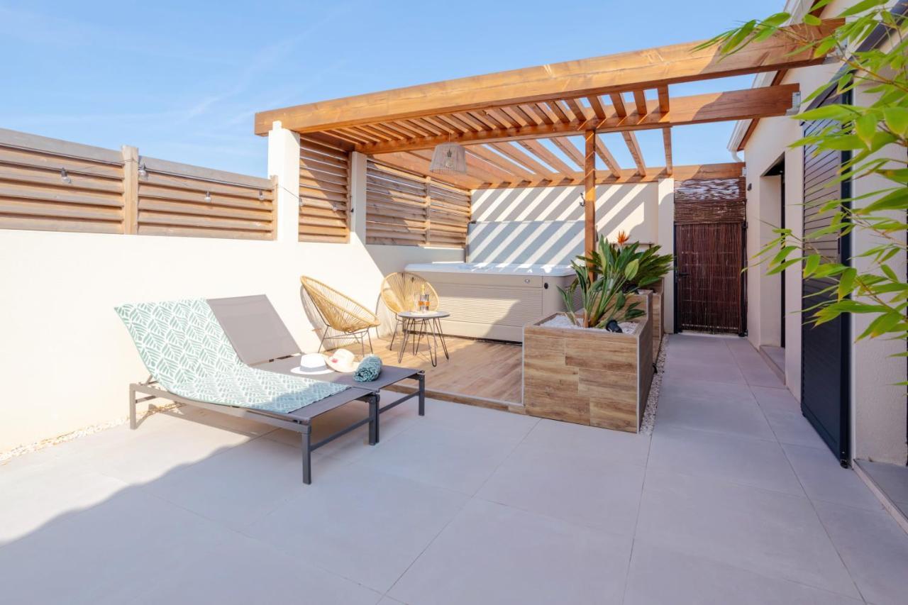 L'Entre Deux-Suite Romantique - Jacuzzi Privatif - Clim Reversible - Wifi Le Somail Exterior foto